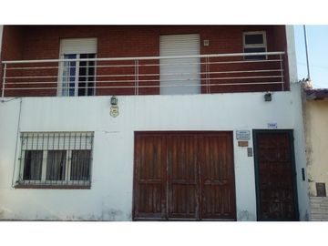 EN BLOCK 2 PH JUNTOS O SEPARADOS EN PLANTA BAJA Y PLANTA ALTA C/SUBDIV. TERMINADA APTO COMERCIAL