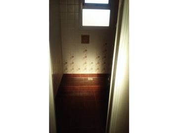 EN BLOCK 2 PH JUNTOS O SEPARADOS EN PLANTA BAJA Y PLANTA ALTA C/SUBDIV. TERMINADA APTO COMERCIAL
