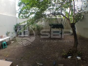 Rumah Dijual Jogja Mewah Cantik Perum Elite Greenhills jl kaliurang km 9