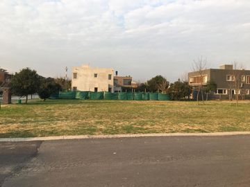 Venta lote en Brisas de Adrogué