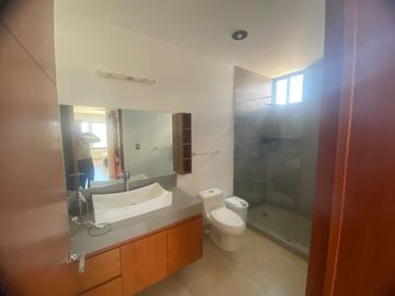 CASA EN VENDA EN ZANDA RESIDENCIAL, LEÓN, GUANAJUATO