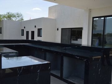QUINTA EN VENTA MONTEMORELOS