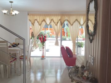 apartamento en venta en alfaguara. Cod V118595