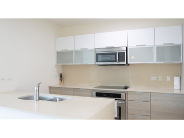 SEA CONFIABLE VENDE PH EN PLAYA BONITA RESIDENCE