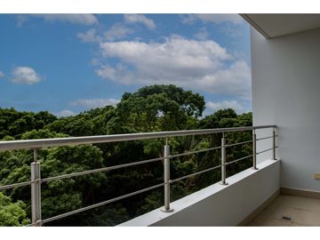 SEA CONFIABLE VENDE PH EN PLAYA BONITA RESIDENCE