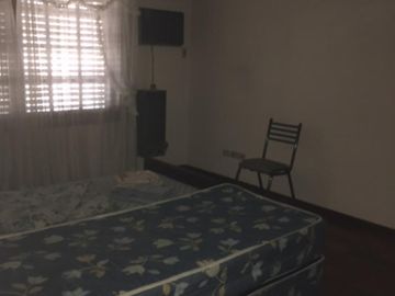 Chalet en zona residencial con pileta!!
