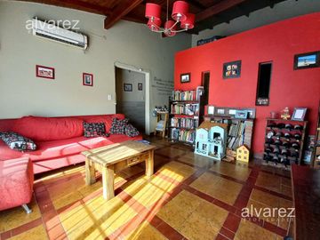 Venta Casa Ituzaingo 3 Ambientes
