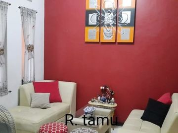 Rumah Second Butuh Renov Wisma Kedung Asem, Selangkah Akses Raya MERR, One Gate System