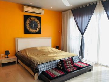 Pool villa for sale Pratumnak Hill, Pattaya