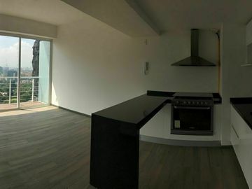 Departamento con Balcón y vista panorámica frente a Portal San Angel