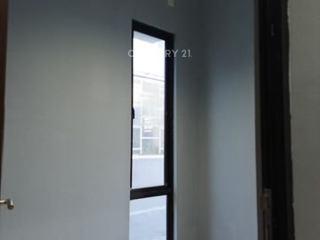 Dijual Rumah Semi Furnish Di Green Ara Dekat Harapan Indah Bekasi