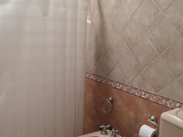 Venta de Casa 4 AMBIENTES, Ituzaingó.