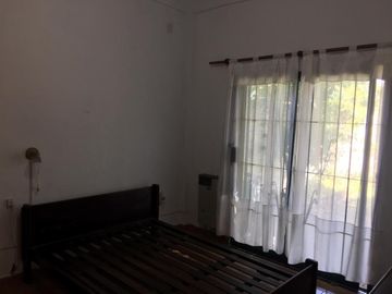 Venta de Casa 4 AMBIENTES, Ituzaingó.