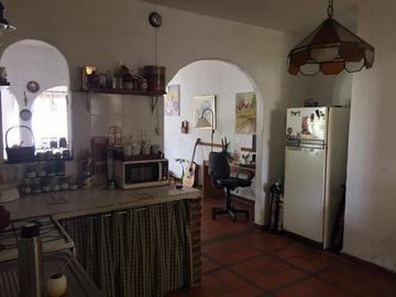 Venta de Casa 4 AMBIENTES, Ituzaingó.
