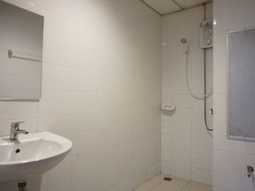 Serviced Apartment Building for Sale – Jed Yod Area, Chiang Mai
