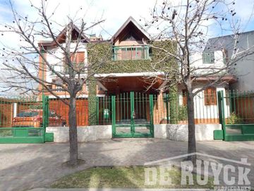 Chalet en venta en Quilmes Oeste