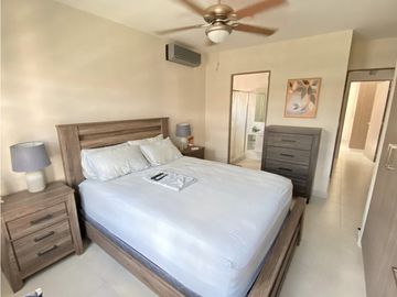SE VENDE CASA EN MONTELIMAR EN $155,000 AM