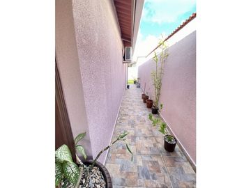SE VENDE CASA EN MONTELIMAR EN $155,000 AM