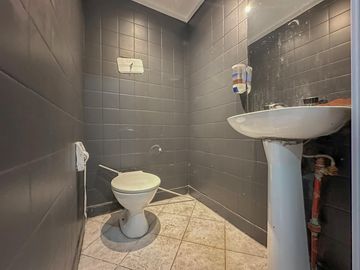 VENTA LOCAL 175 M2 LANUS OESTE