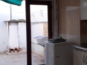 Se vende casa  con dos dormitorios y cochera en Santa Fe Capital