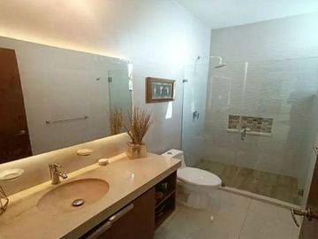 Casa con Alberca en venta El Palomar Tlajomulco de Zuñiga Sur