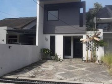 Rumah Ciputat Cirendeu Siap Huni