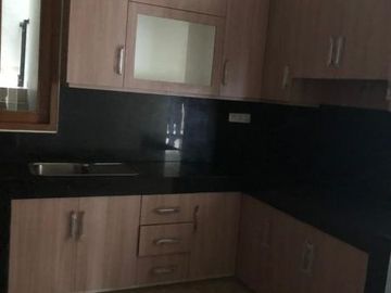 Rumah diJual di Simprug, Jakarta Selatan