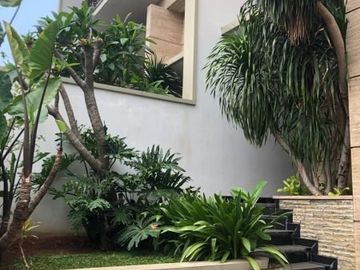 Rumah diJual di Simprug, Jakarta Selatan