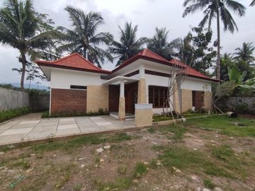 VILLA 4 KAMAR TERLARIS FULL FURNISHED KAWASAN BOROBUDUR MAGELANG