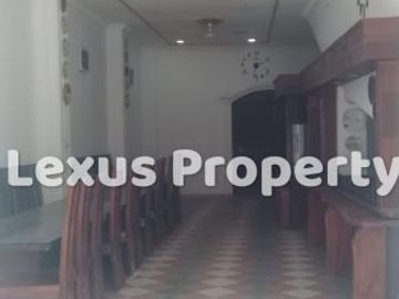 Dijual Bangunan pinggir jalan cocok untuk perkantoran atau Restoran Mewah