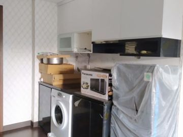For Rent 3BR Vintage Style Apartemen at Fatmawati