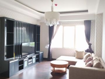 For Rent 3BR Vintage Style Apartemen at Fatmawati