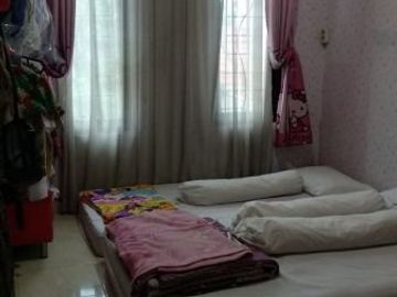 Jual cepat murah rumah 2 lantai semi furnished seputaran Graha Raya, Bintaro, Pinang, Cipondoh, Ciledug, Kota Tangerang