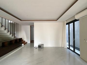 RUMAH / TOWNHOUSE at ARCO RAYA, CIPETE SELATAN (ONE GATED)