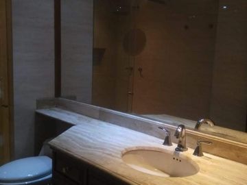 apartamento en venta en los rosales. Cod V20560