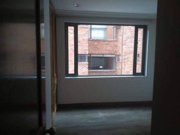 apartamento en venta en los rosales. Cod V20560