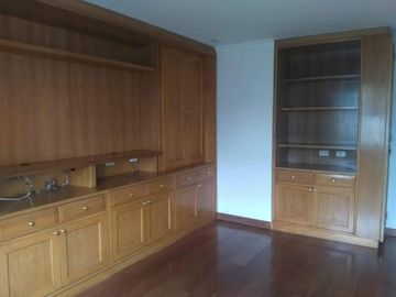 apartamento en venta en los rosales. Cod V20560