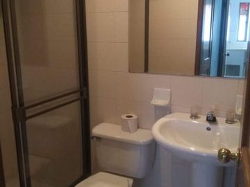apartamento en venta en los rosales. Cod V20560