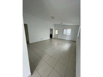 VENDO EXCELENTE Y AMPLIA VIVIENDA EN ARRAIJAN PLAYA DORADA LAS OLAS 3R