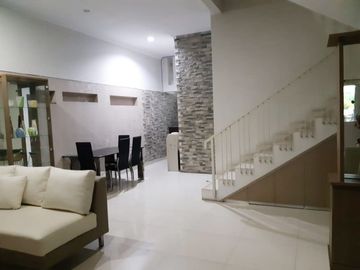 Di Jual Rumah Siap Huni Full Furnished 4 Kamar di Setra Duta Bandung