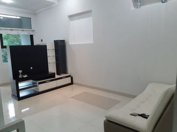 Di Jual Rumah Siap Huni Full Furnished 4 Kamar di Setra Duta Bandung