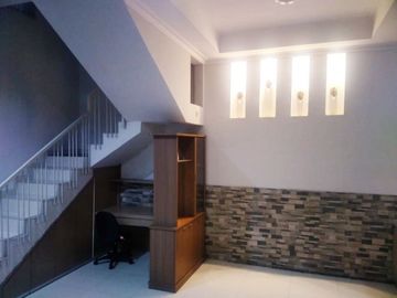Di Jual Rumah Siap Huni Full Furnished 4 Kamar di Setra Duta Bandung