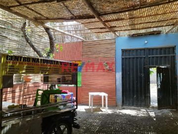 🌟 ¡OPORTUNIDAD ÚNICA PARA INVERSIONISTAS Y CONSTRUCTORES! 🌟

📍 Ubicación Privilegiada: Calle José María Escrivá de Balaguer 218, José Leonardo Ortiz