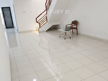 Hunian 2 Lantai Akses One Gate Di Dagovillage Lippo Cikarang