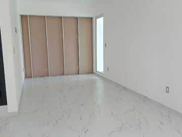 Excelente casa en Lomas de Juriquilla con Roof Garden J2
