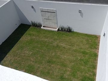 Excelente casa en Lomas de Juriquilla con Roof Garden J2