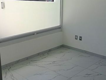 Excelente casa en Lomas de Juriquilla con Roof Garden J2