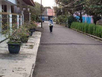 JUAL RUMAH SIAP HUNI TERAWAT LINGKUNGAN BAGUS DUREN SAWIT JAKARTA TIMUR