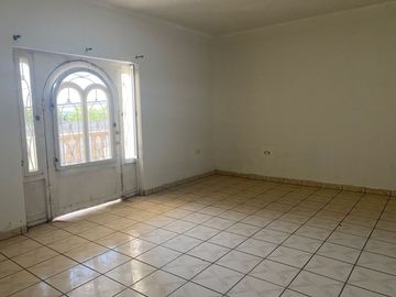 CASA EN VENTA COL. PENSIONES CIVILES C.P. 31501 EN CD. CUAUHTEMOC, CHIHUAHUA.