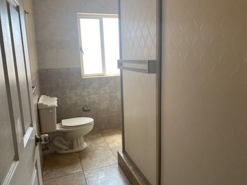 CASA EN VENTA COL. PENSIONES CIVILES C.P. 31501 EN CD. CUAUHTEMOC, CHIHUAHUA.